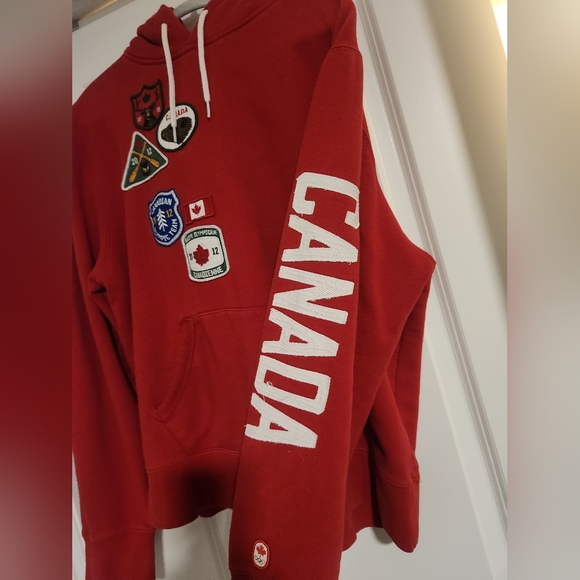 Hudson's Bay Co. 2012 Olympic Hoodie - Picture 4 of 5